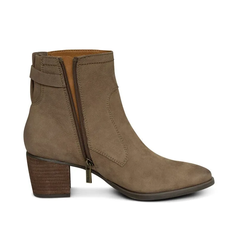 Aetrex Women's Rubi Boots- Taupe