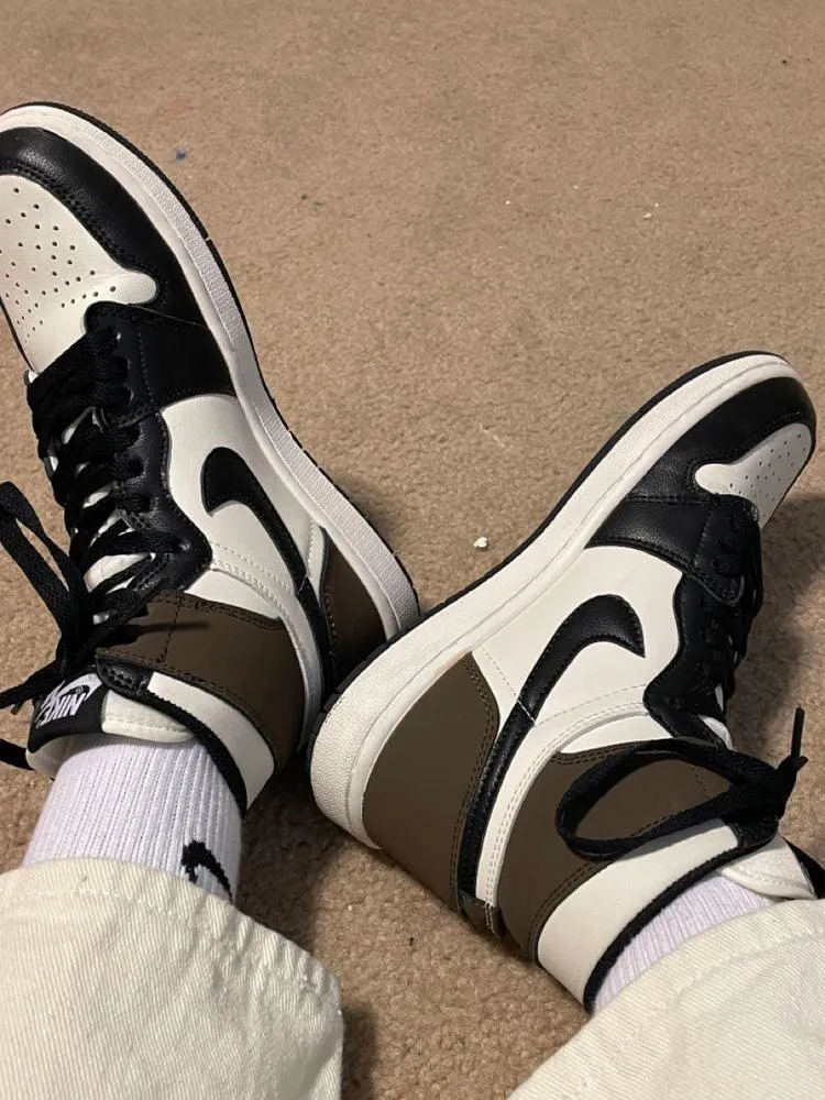 Custom Jordan 1  Retro High Dark Mocha High Q