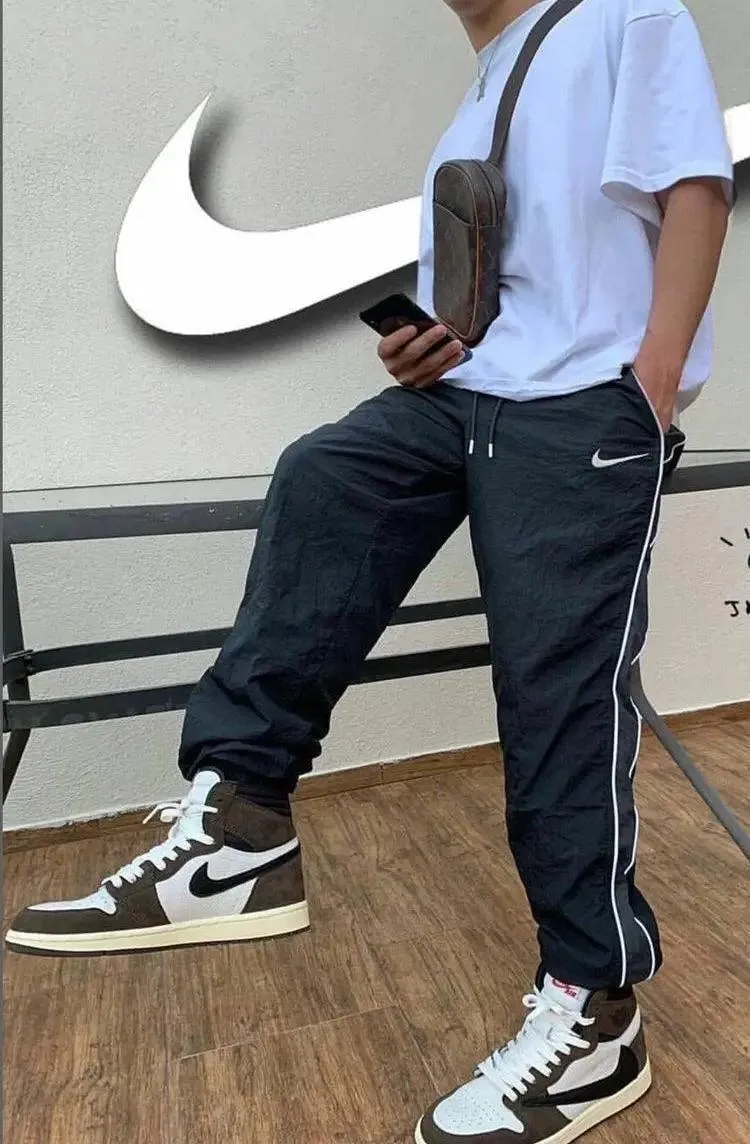Custom Jordan 1  Retro High Dark Mocha High Q
