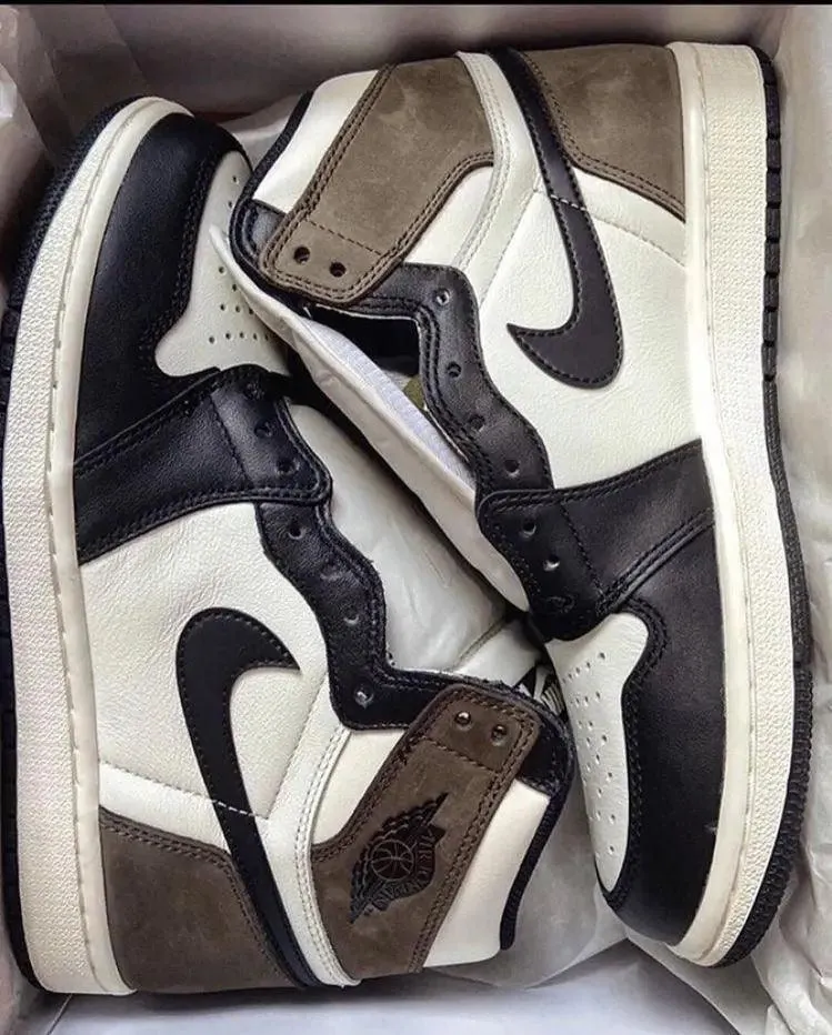 Custom Jordan 1  Retro High Dark Mocha High Q