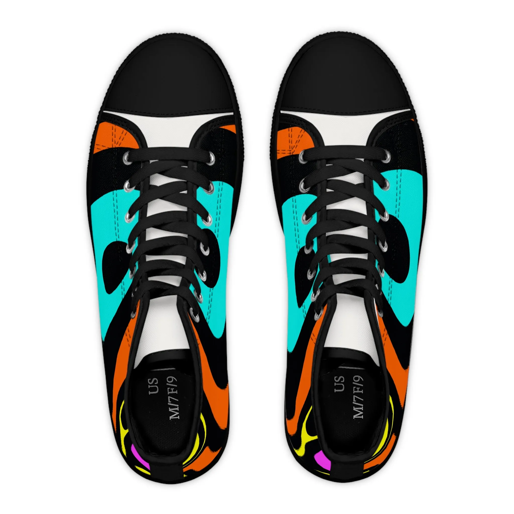 Cynthia Kicks. - high top