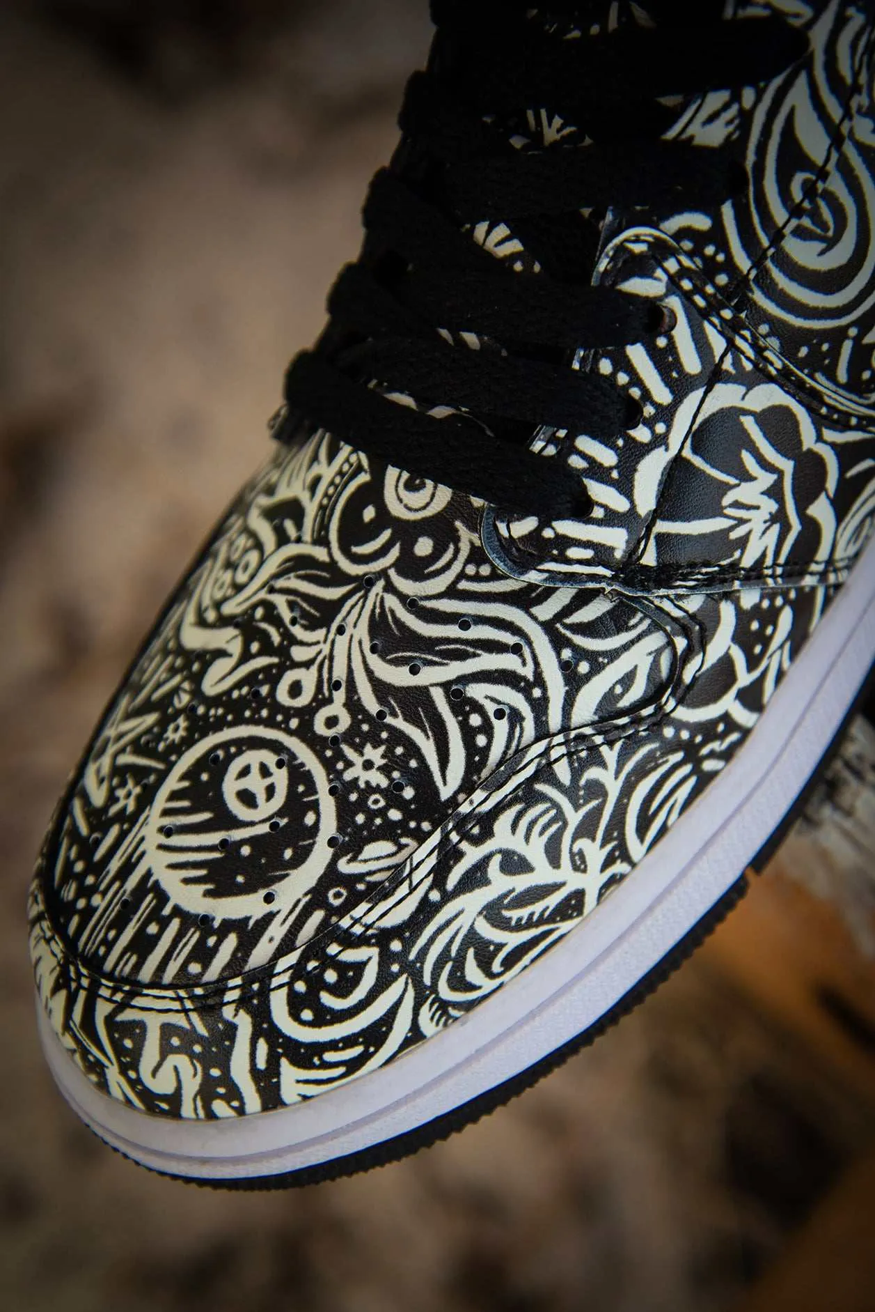 Devious Doodle Pattern Old School Ladies High Top Sneakers