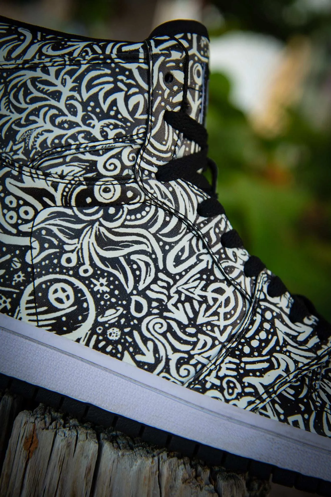 Devious Doodle Pattern Old School Ladies High Top Sneakers