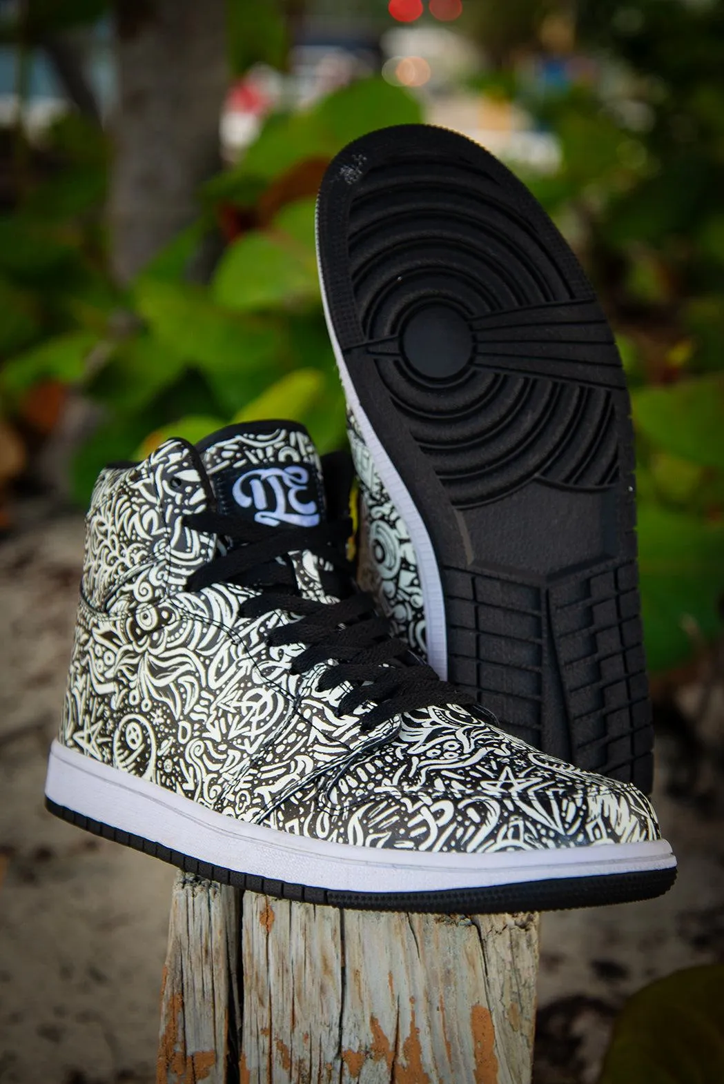 Devious Doodle Pattern Old School Ladies High Top Sneakers