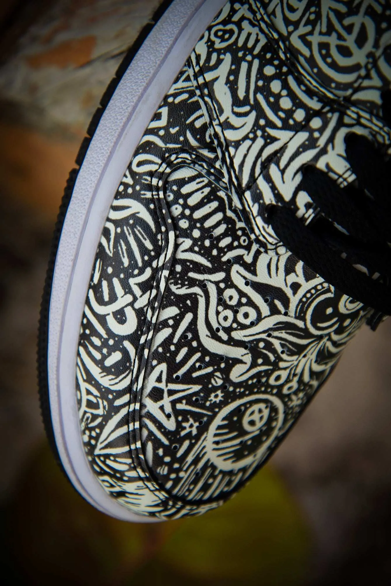 Devious Doodle Pattern Old School Ladies High Top Sneakers