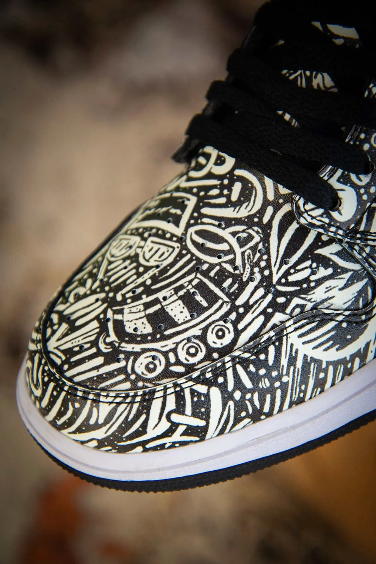 Devious Doodle Pattern Old School Ladies High Top Sneakers
