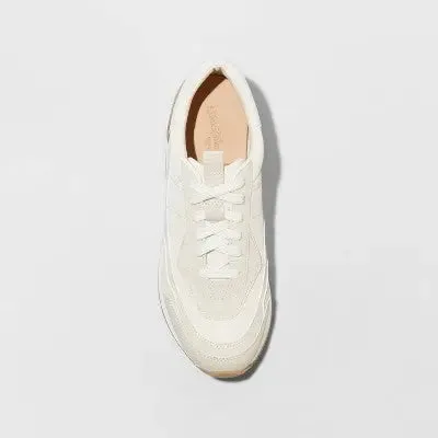 New - Universal Thread Women's Low Top Lace-Up Sneakers Memory Foam Insole Design