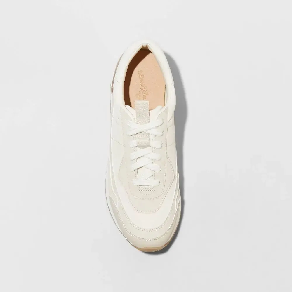 New - Universal Thread Women's Low Top Lace-Up Sneakers Memory Foam Insole Design