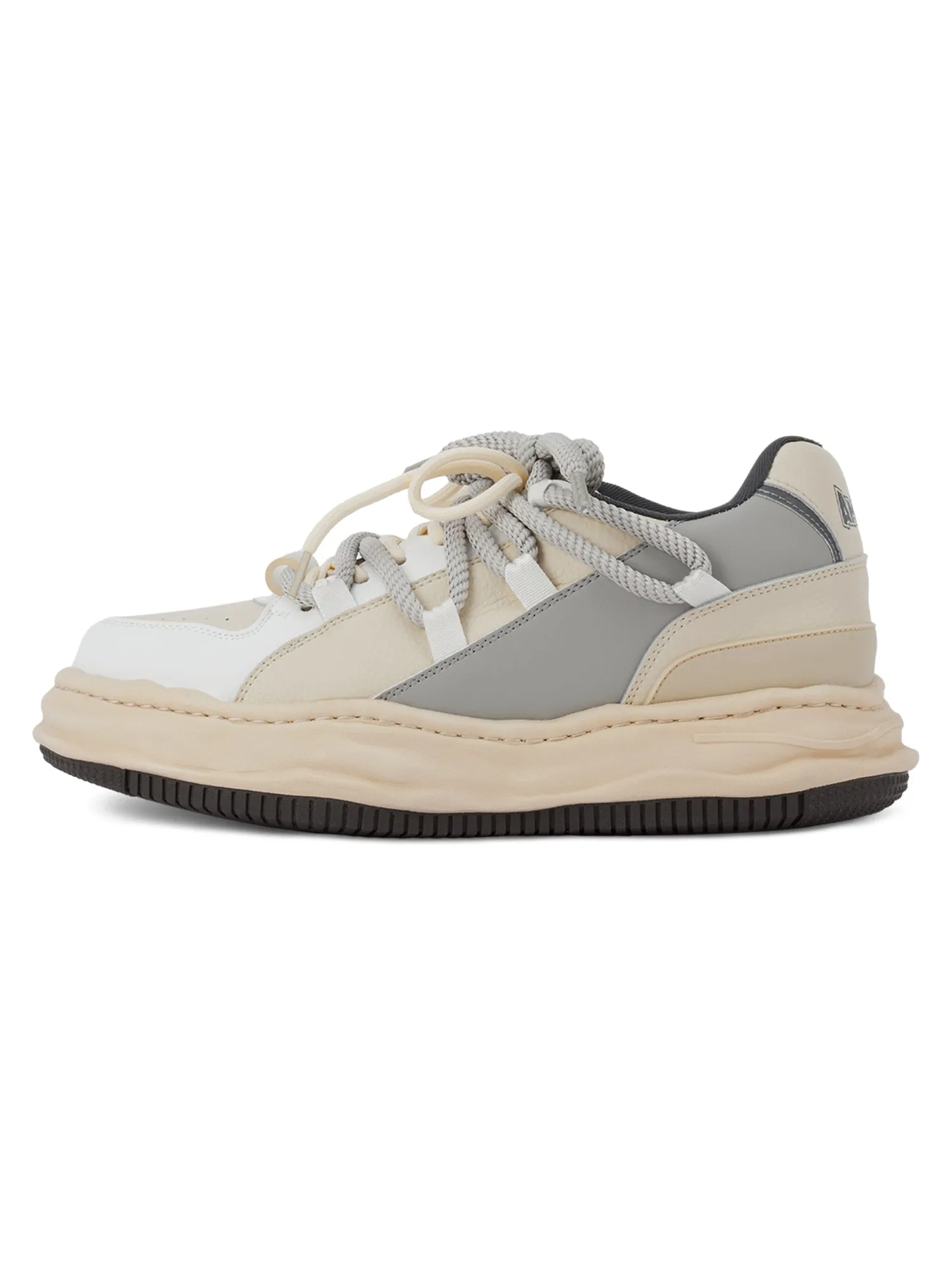 Sneakerhill Retro Air Force Original Sole Sneakers