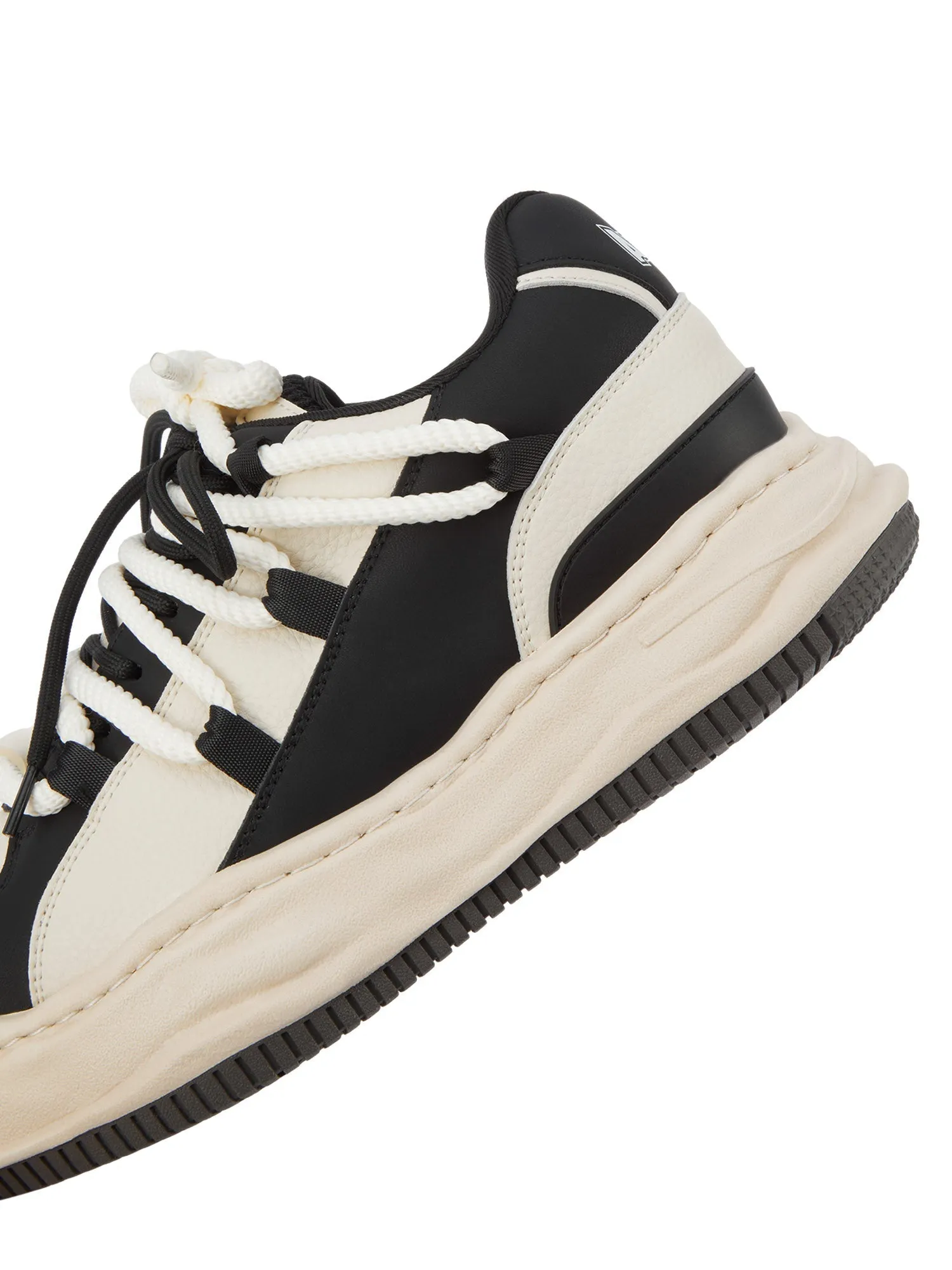 Sneakerhill Retro Air Force Original Sole Sneakers
